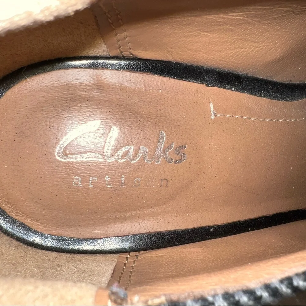 Clarks Artisan Black and Gray Women's Oxford Heels - Picture 9 of 9